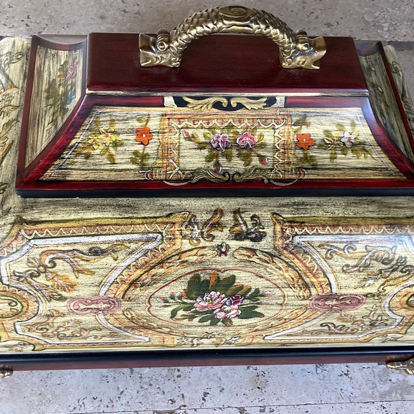 Castilian Imports Decorative Box 9958 Thick Wood w/ Koi Fish Handle Brass Legs - Picture 10 of 13